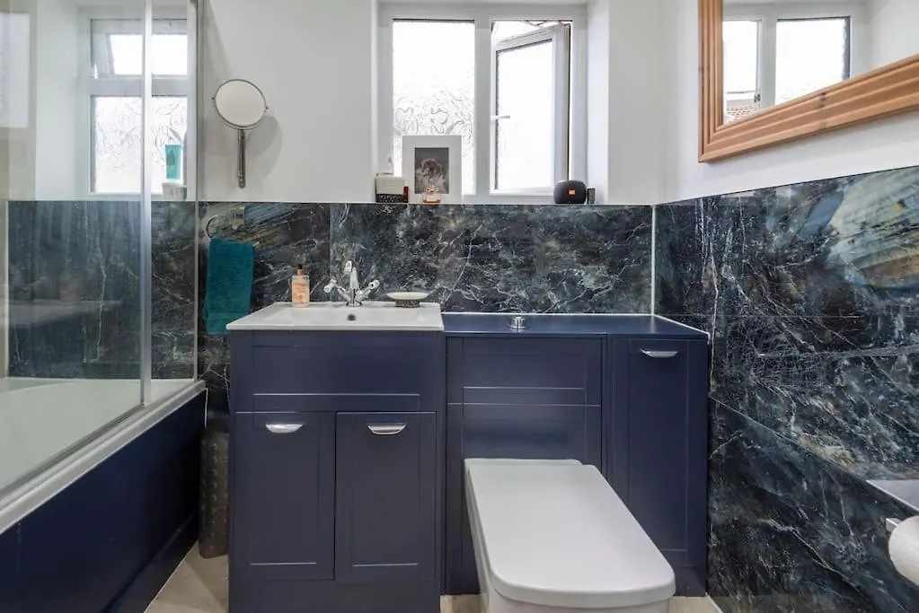Stunning 3-Bed House Apartment London United Kingdom