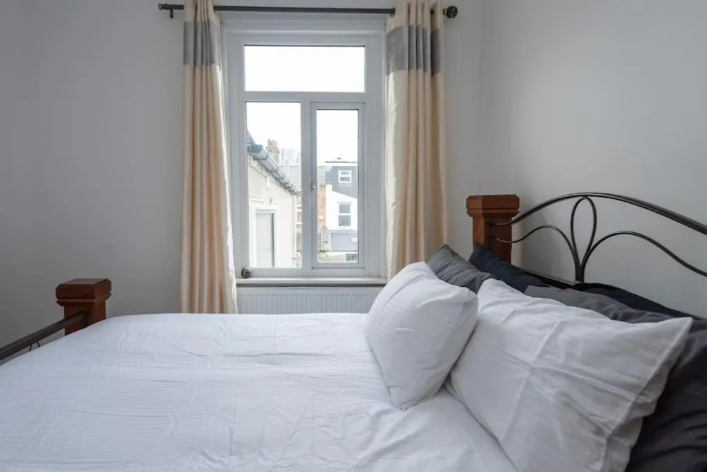 Stunning 3-Bed House Apartment London 0*,  United Kingdom